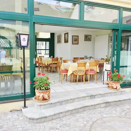 Gaestehaus Zur Weissen Rose 4* Furth bei Gottweig