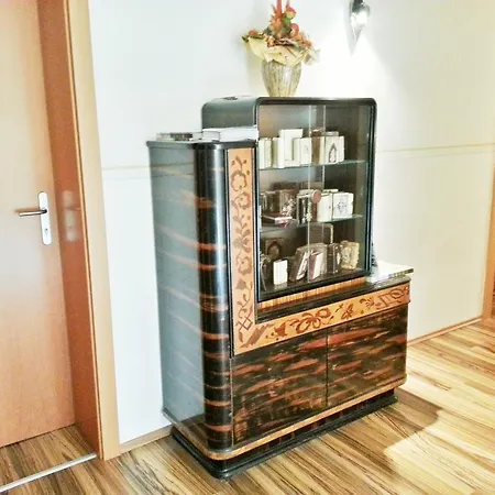 Gasthuis Gaestehaus Zur Weissen Rose Furth bei Gottweig