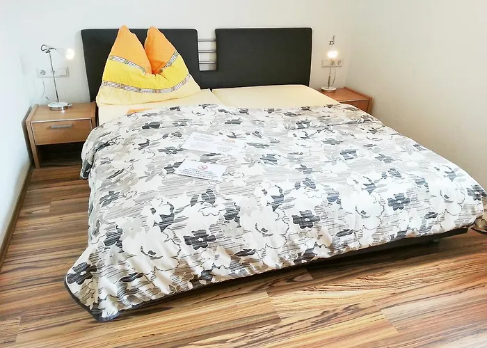 Gaestehaus Zur Weissen Rose 4*