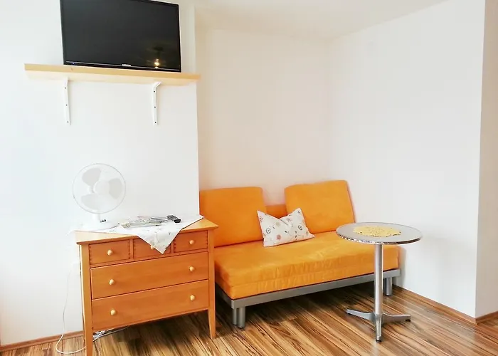 Guest house Gaestehaus Zur Weissen Rose Furth bei Gottweig