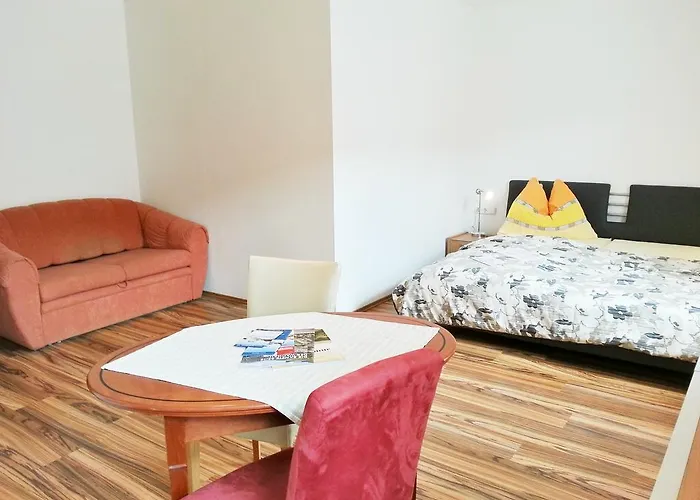 Gaestehaus Zur Weissen Rose 4* Furth bei Gottweig