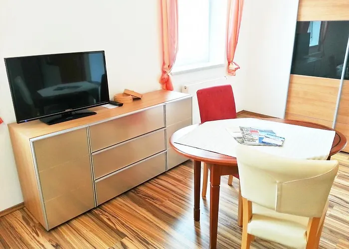 Guest house Gaestehaus Zur Weissen Rose 4*