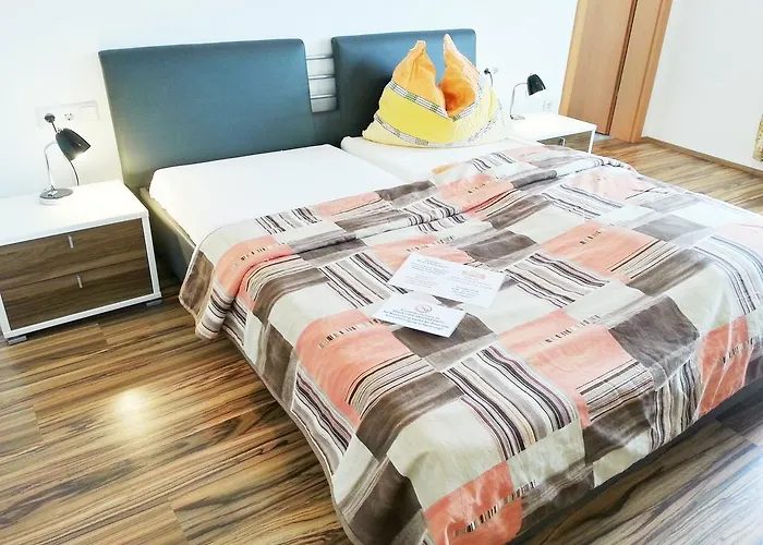 Gaestehaus Zur Weissen Rose Guest house Furth bei Gottweig