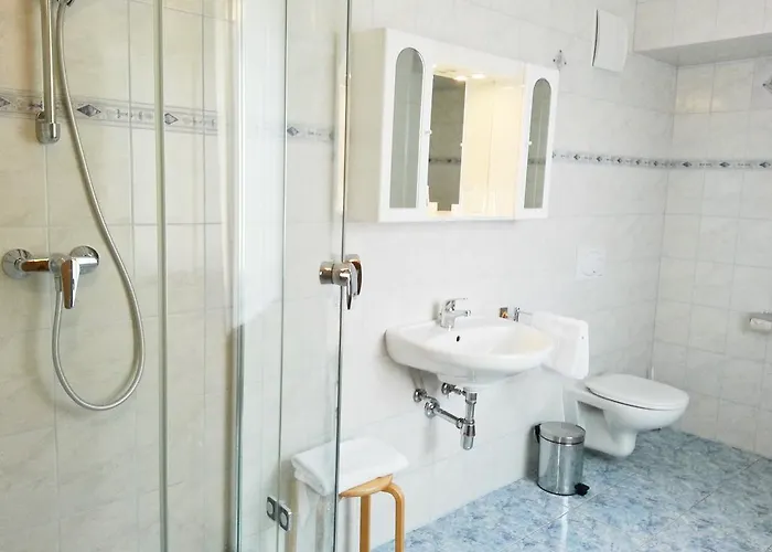 Gaestehaus Zur Weissen Rose Guest house