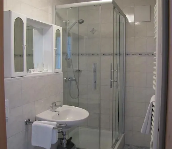 Gaestehaus Zur Weissen Rose