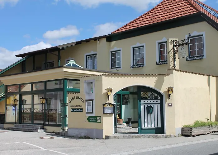 Guest house Gaestehaus Zur Weissen Rose Furth bei Gottweig